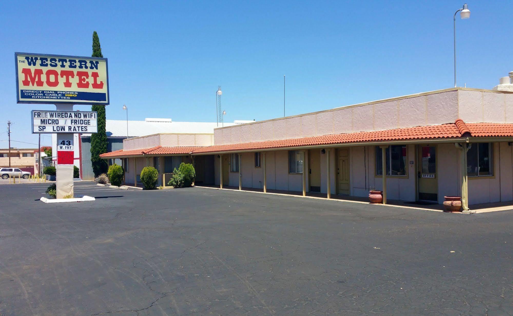 Magnuson Hotel Sierra Vista Exterior photo
