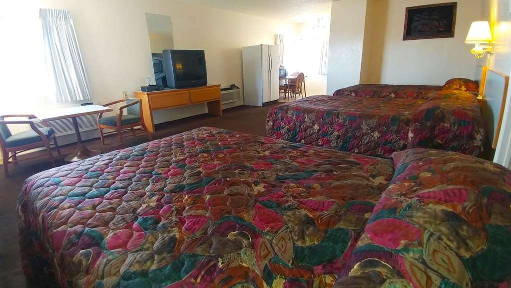 Magnuson Hotel Sierra Vista Room photo