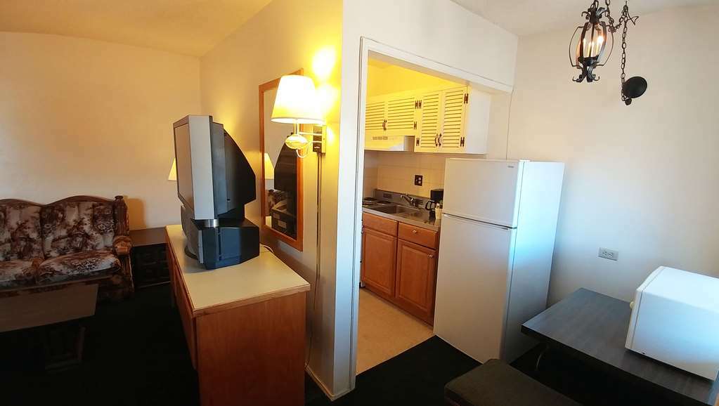 Magnuson Hotel Sierra Vista Room photo